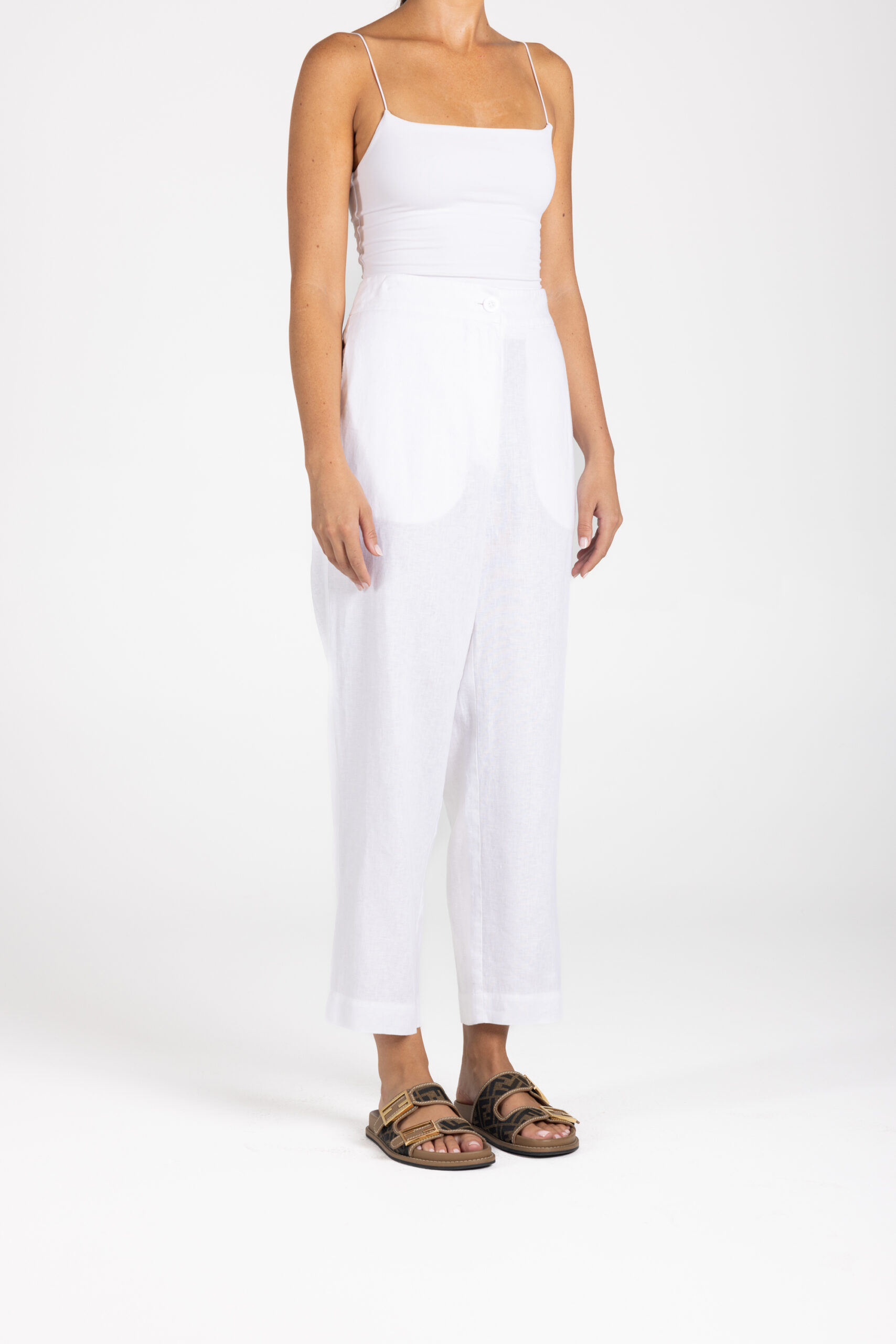 Two T's Classic Linen 7/8 White Pant - Image 2