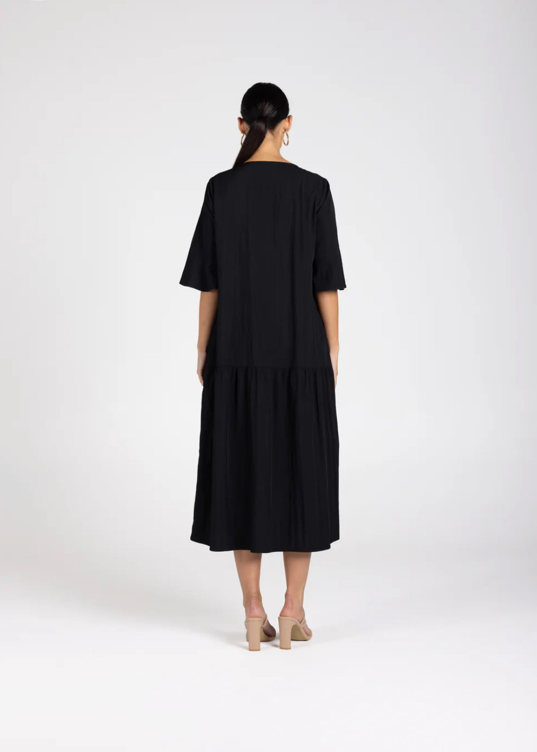 Two T's Black 3/4 Sleeve V Neck Dress - Image 4