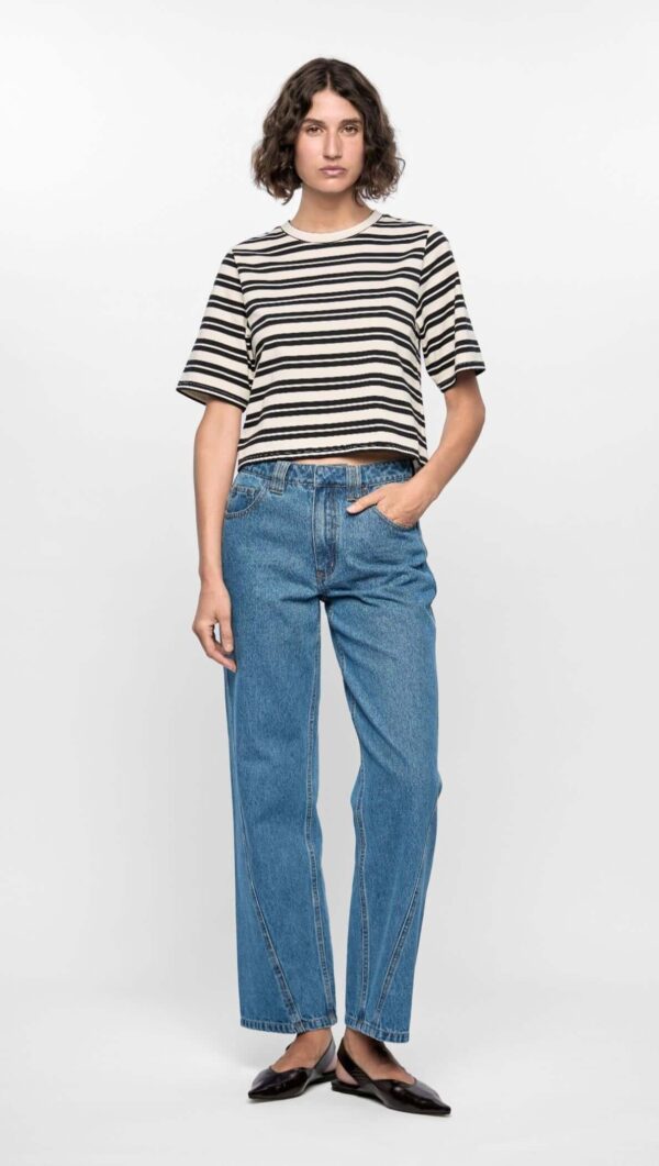 Staple the Label Elara Tee