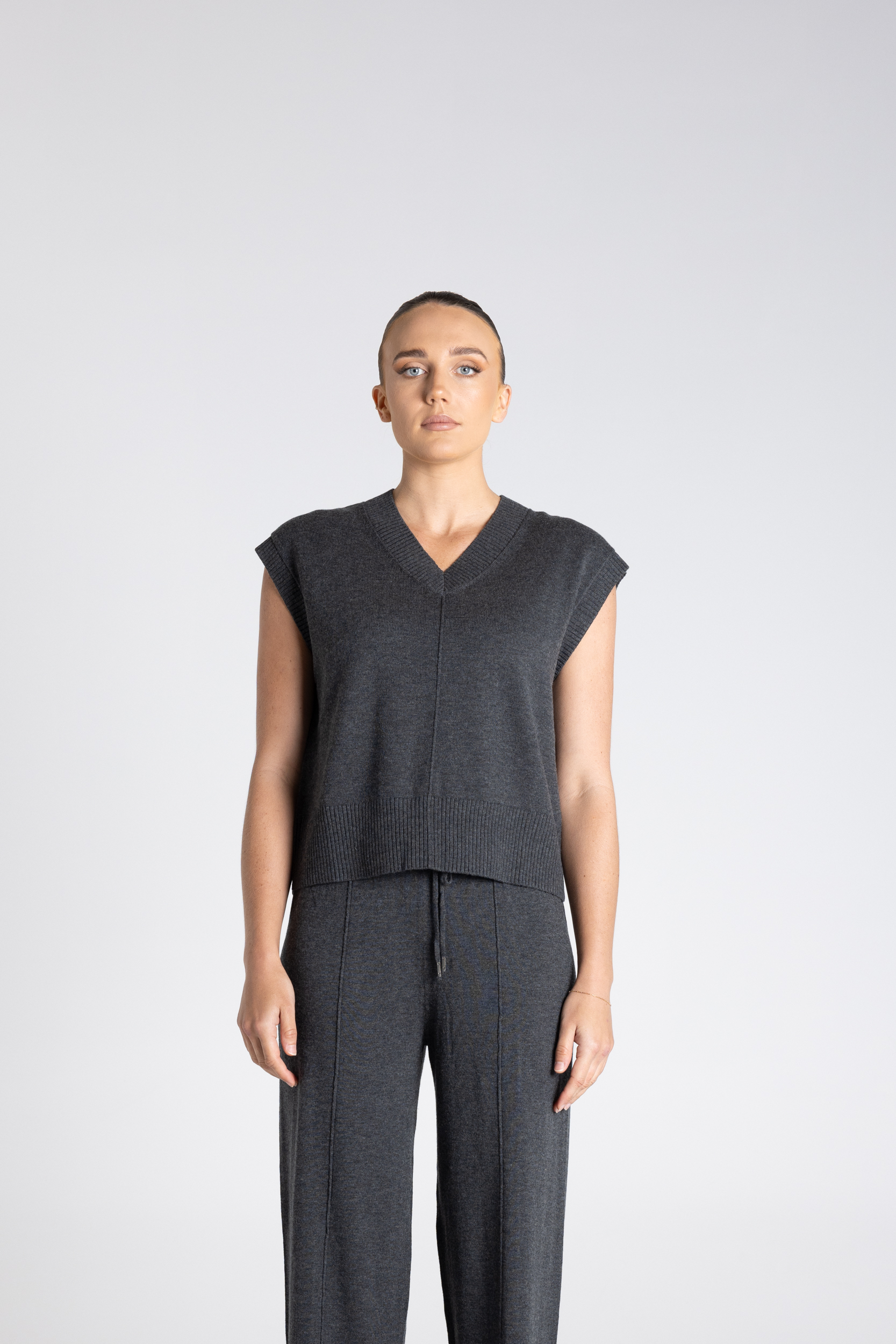 Two T's V Neck Cotton Merino Vest