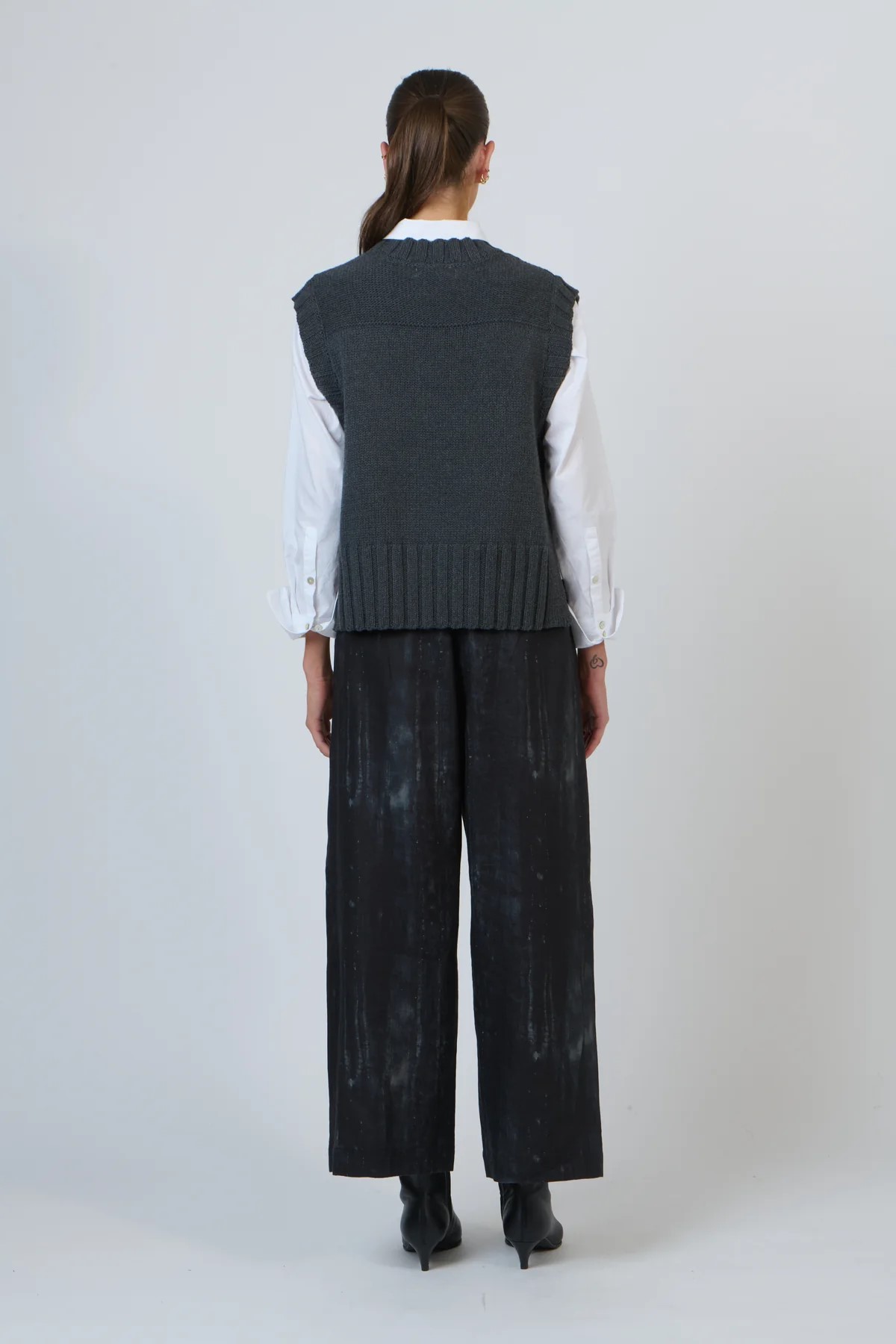 Naturals by O & J Knit Vest - Ink - Image 2