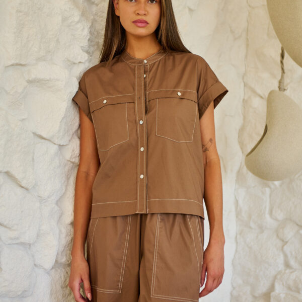 Naturals by O & J Poplin Top in Cookie