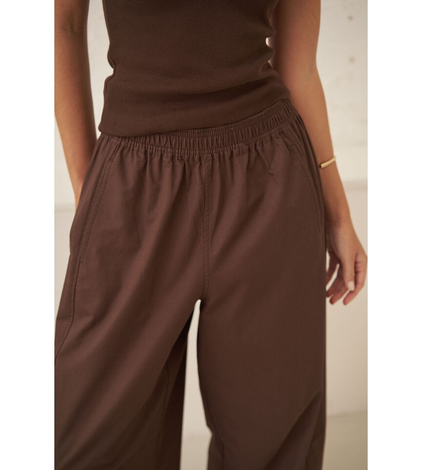 Cers Life Bella Barrel Pant - Brunette - Image 2